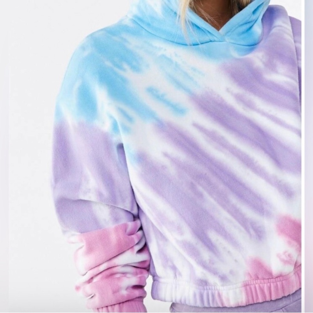 Forever21 Cropped Fleece Tie Dye Sweatshirt